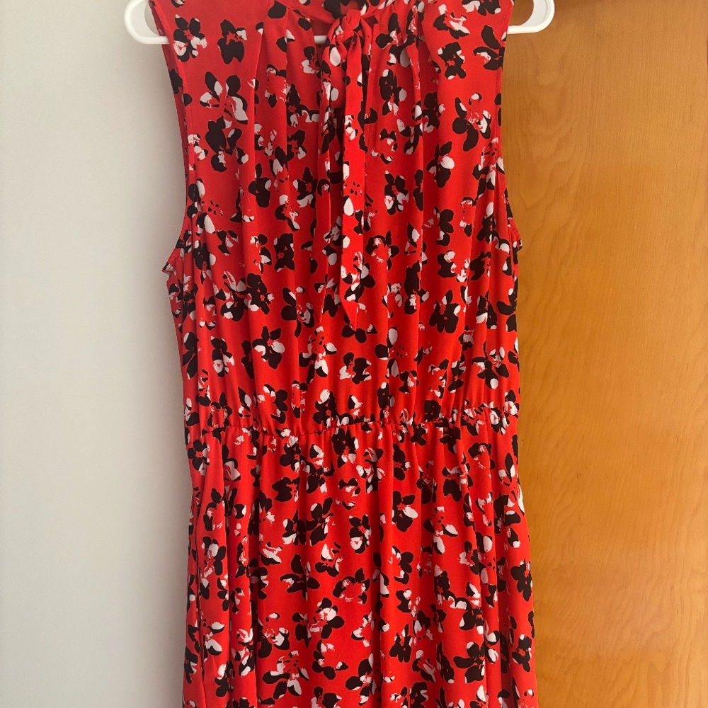 Stunning Banana Republic Red Floral Tie-Neck Sleeveless Dress - L